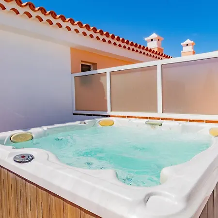 Apartment Penthouse With Jacuzzi By Dream Homes Tenerife Puerto de Santiago (Tenerife)