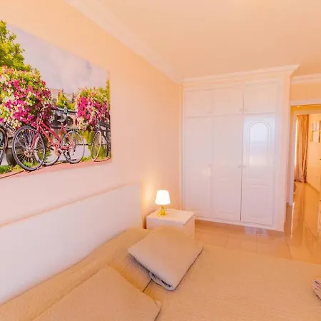 Apartment Penthouse With Jacuzzi By Dream Homes Tenerife *